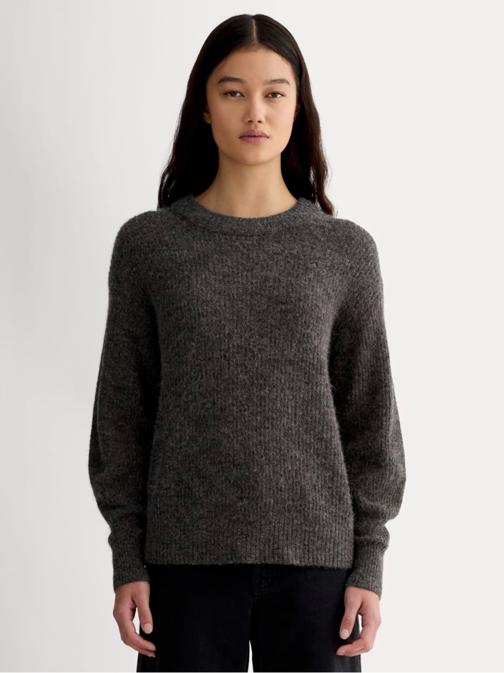 THE COCOON CREW IN ALPACA
Dark Charcoal.
Small. NWT